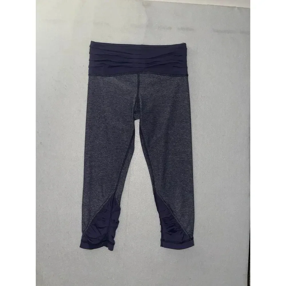 Lululemon Leggings Women’s Size 4 Cadet Blue Heather‎ Crop Embrace Scrunch